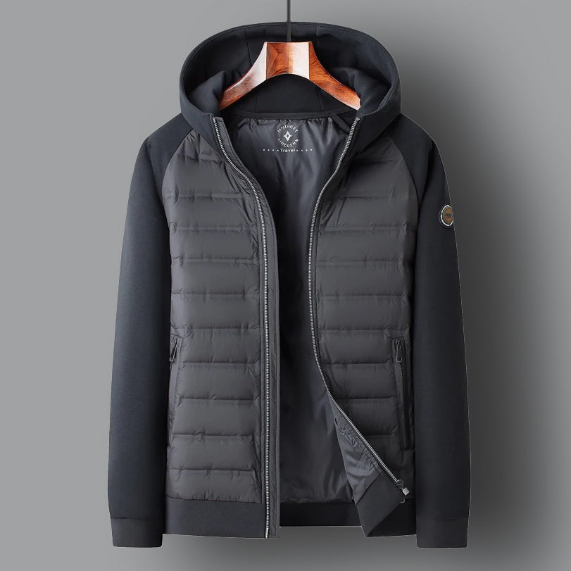 Warme Herrenjacke mit Kapuze